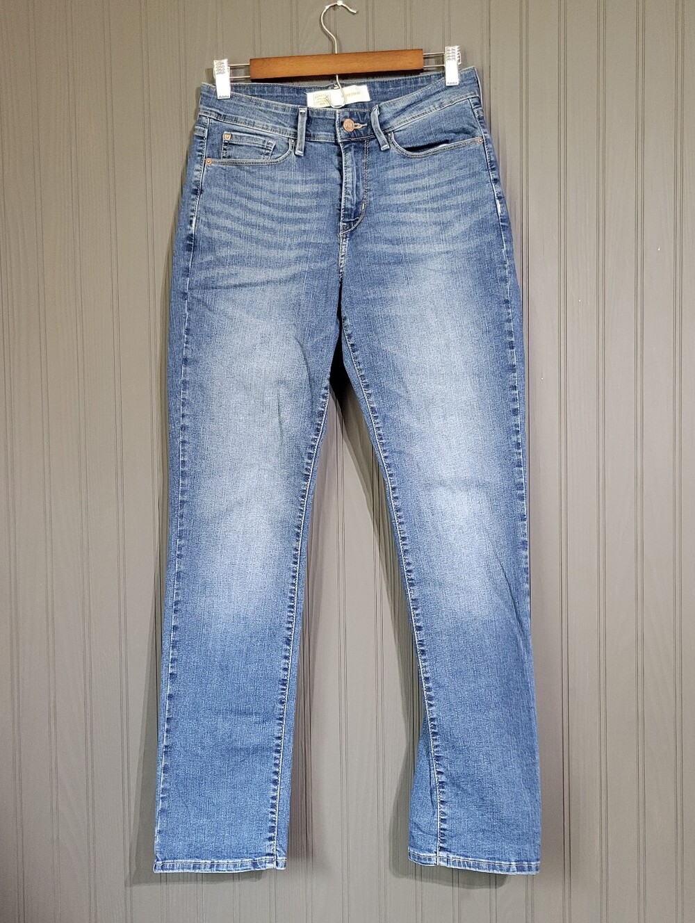 Signature By Levi Strauss Jeans Mid Rise Straight Medium Wash Blue Women's 6